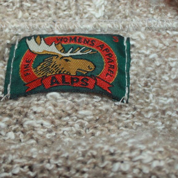 Alps Fine Womens Apparel Beige and Ivory Leaf Button Up Sweater Size S - Picture 4 of 4